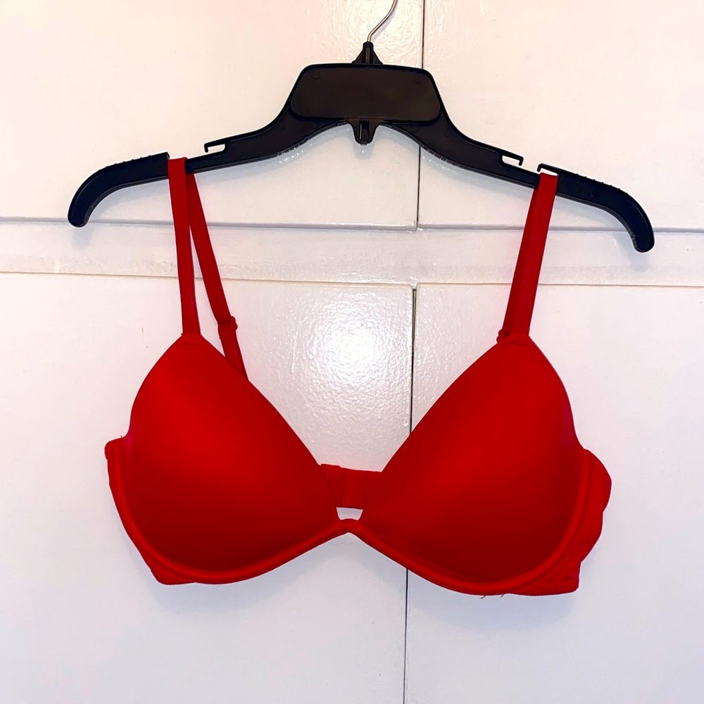 PINK - Red Women's Lightly Lined Demi Bra - size 38C
